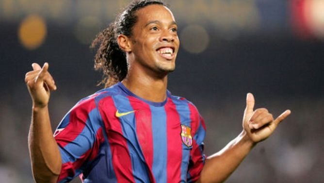 Ronaldinho, novo embaixador do FC Barcelona