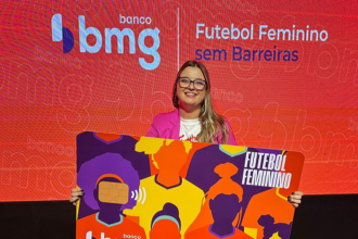 Banco Bmg anuncia o Cartão Futebol Feminino